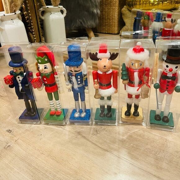 NIB Set of 6 8” Christmas Wooden Hand Painted Nutcracker Decor - Picture 1 of 6
